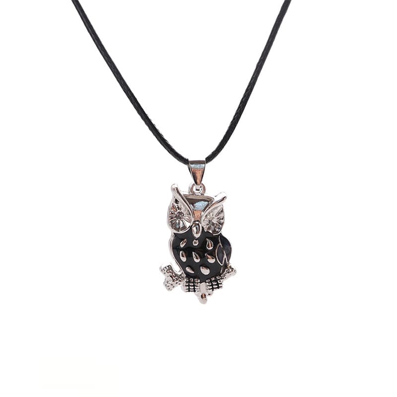 Charming Temperature-Sensitive Owl Necklace, Trendy and Unique Fashion Jewelry for Students