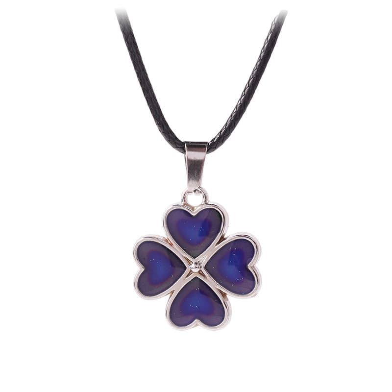 Temperature Changing Clover Necklace for Girls, Sweet Heart Pendant Lockbone Chain