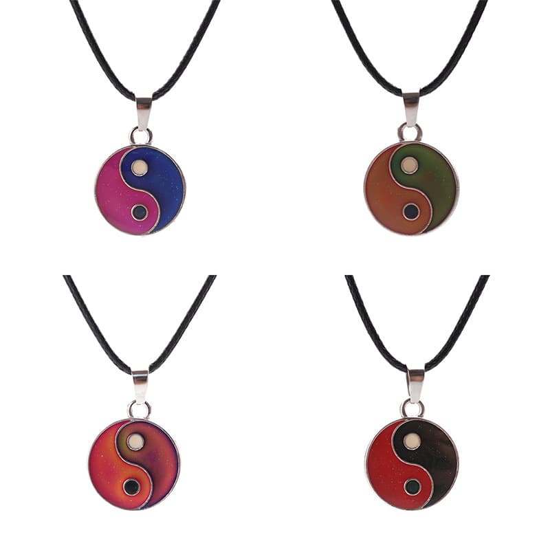 Temperature Changing Yin Yang Necklace - Couples Fashion Statement