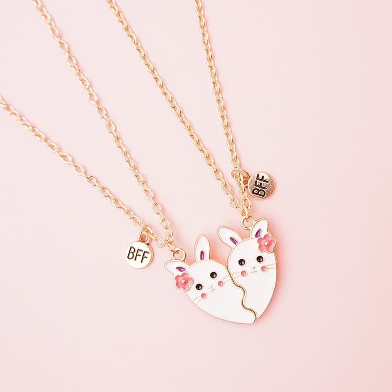 Adorable Bunny Necklace Set for Best Friends - Magnetic Heart Pendant Gift
