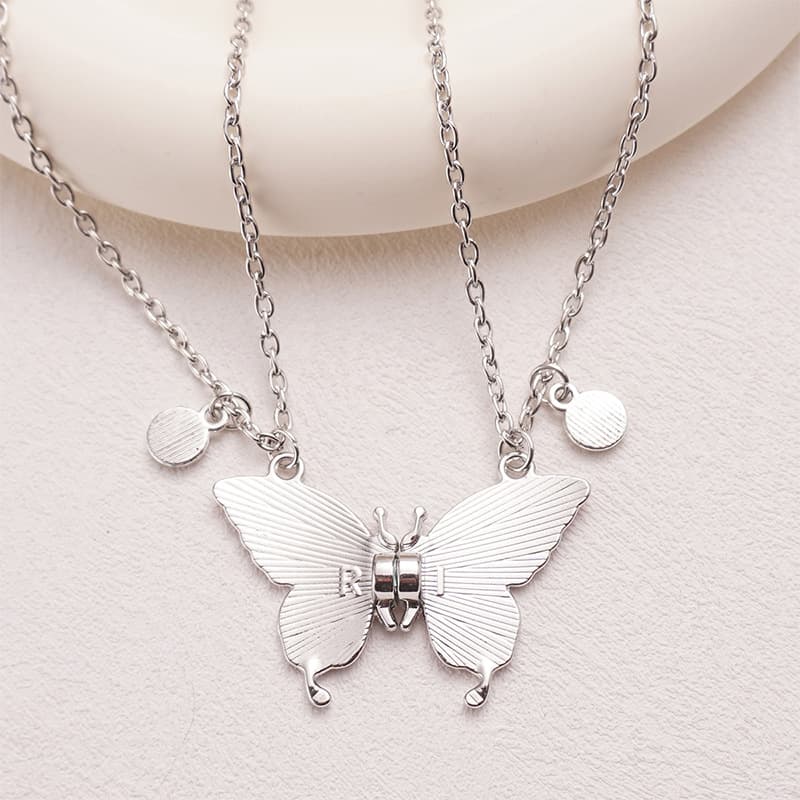 BFF Butterfly Magnetic Necklace - Cute Couple & Best Friend Gift