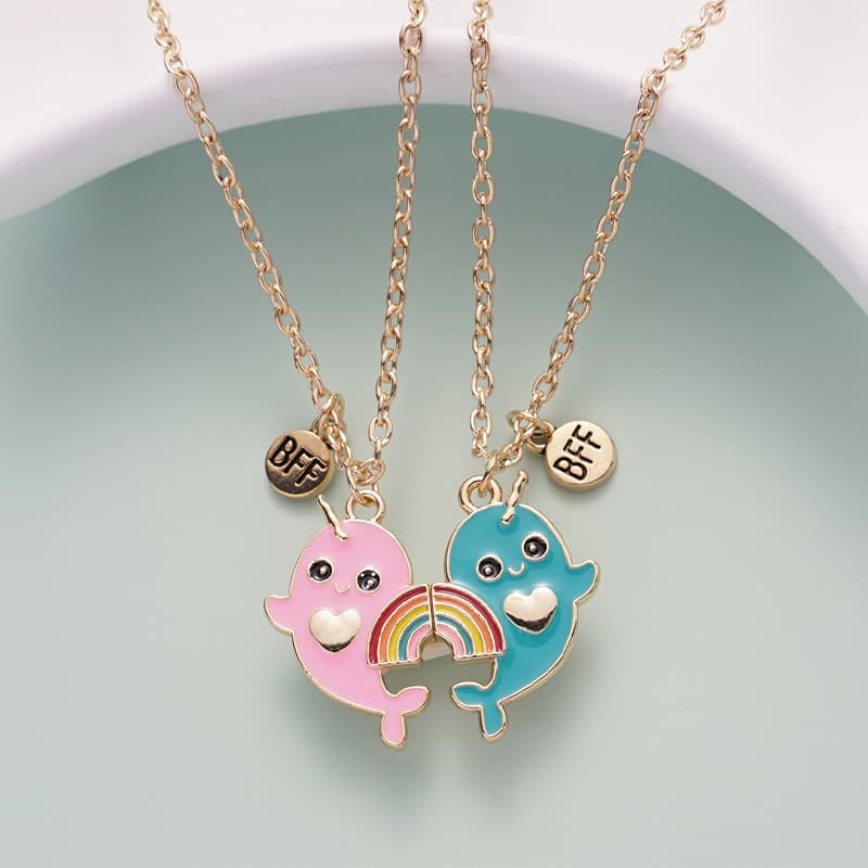 Best Friend Necklaces Set - Cute Narwhal & Rainbow Magnetic Pendant