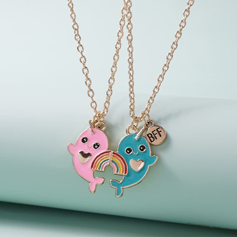 Best Friend Necklaces Set - Cute Narwhal & Rainbow Magnetic Pendant