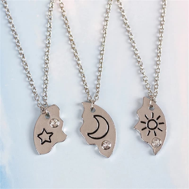 Starry Moon Trio Chain Necklace - Elegant Alloy Pendant for Best Friends