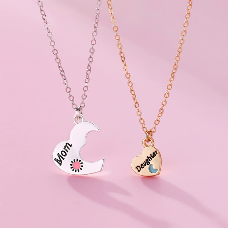 Mom & Daughter Heart Necklace Set - Perfect Mother Daughter Gift