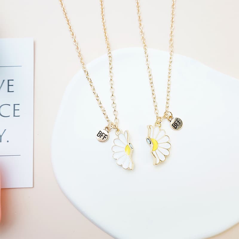 Matching Daisy Necklace Set - Best Friend Forever BFF Gift
