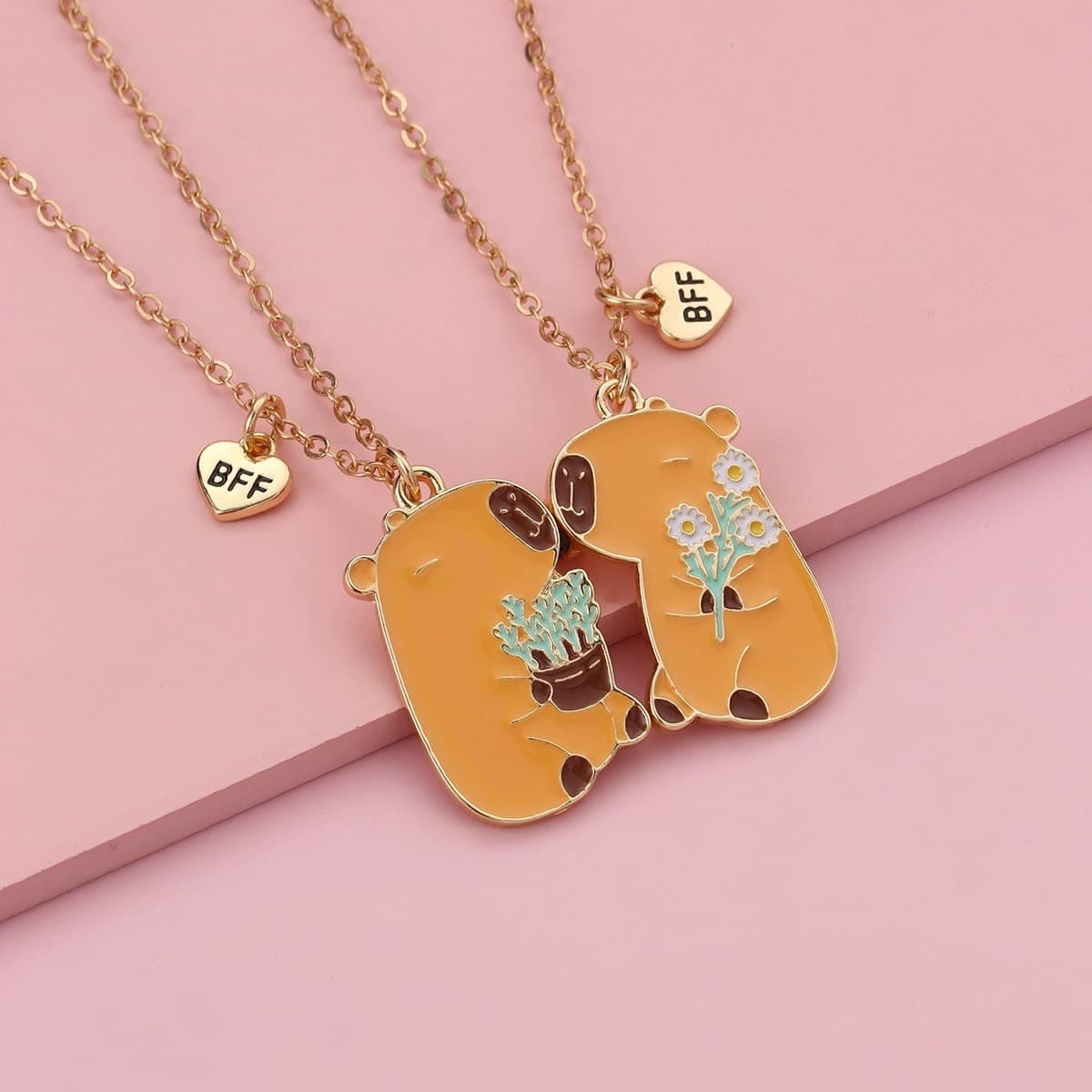 Cute Capybara Magnetic Pendant Necklace Set - Perfect Gift for Best Friends