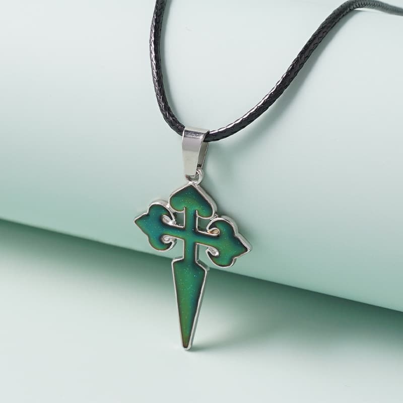 Cool Temperature-Sensitive Cross Pendant Necklace with Sparkling Blue Design