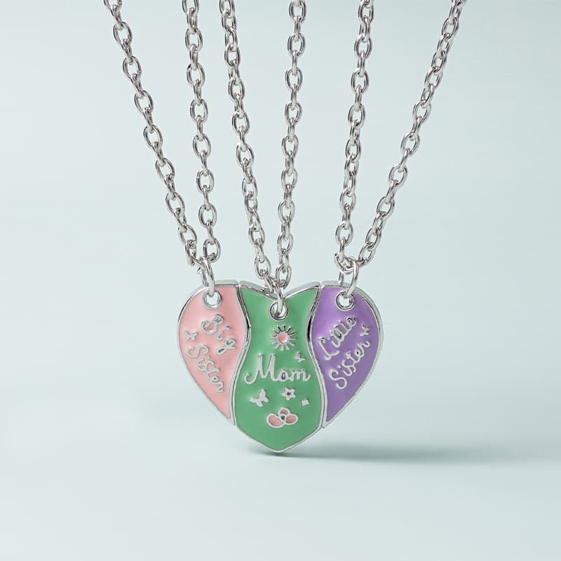 Heart Magnetic Family Necklace Set - Big Sister, Mom, Little Sister