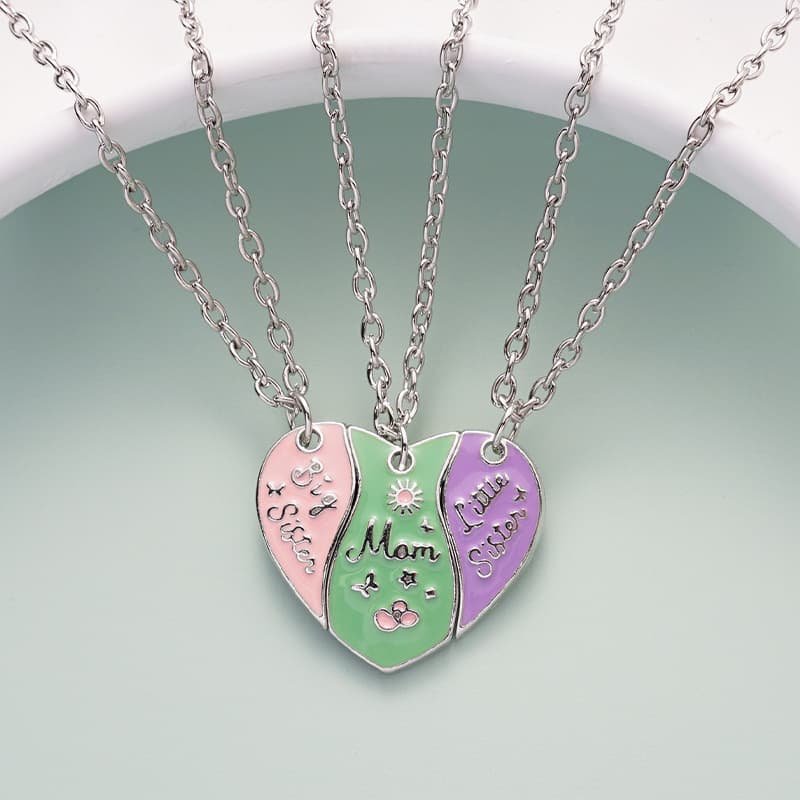 Heart Magnetic Family Necklace Set - Big Sister, Mom, Little Sister