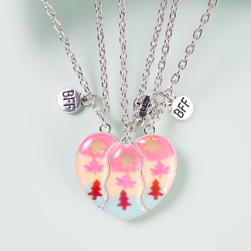 Magnetic BFF Necklaces Set of 3, Heart-Shaped Christmas Tree Friendship Jewelry Gift