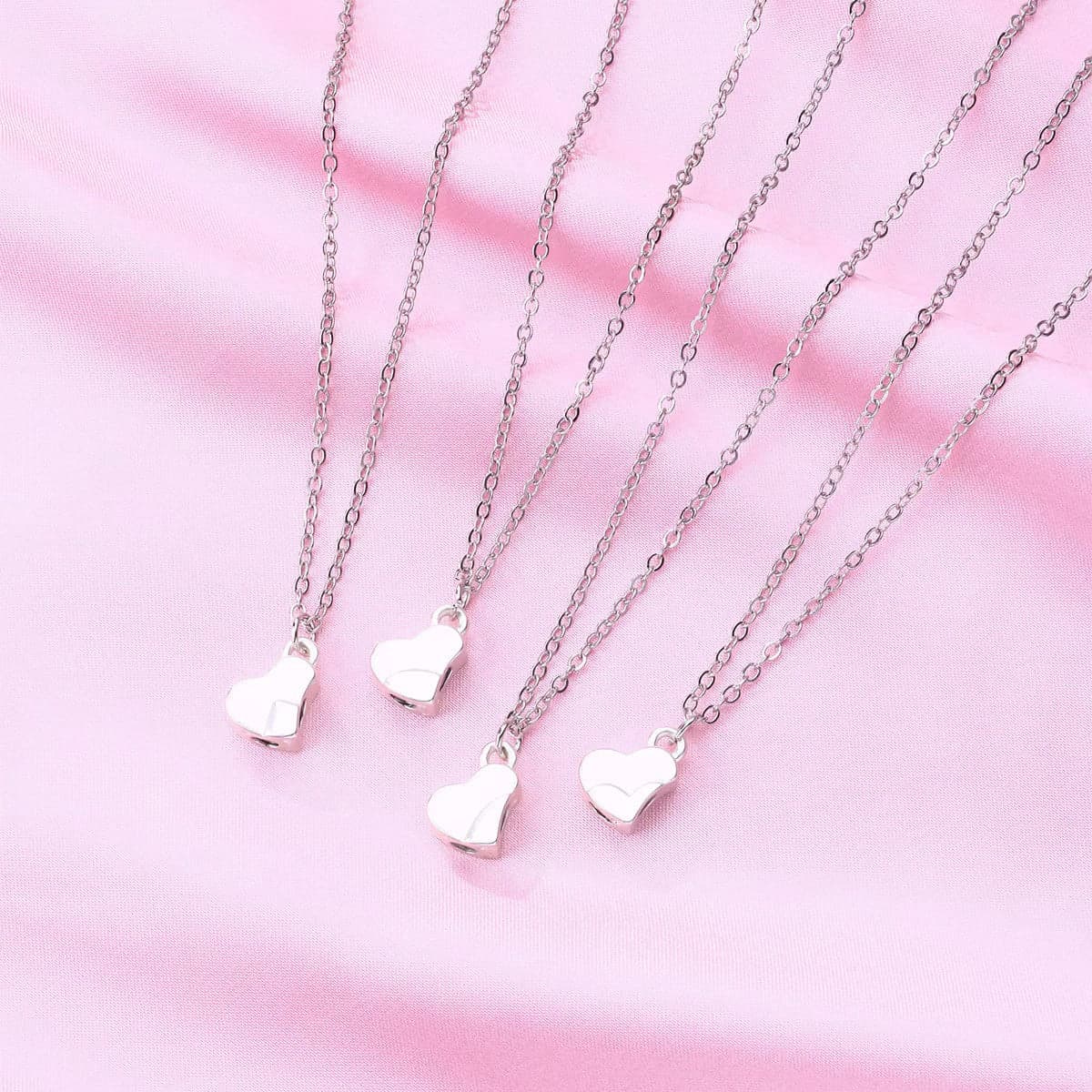 Four-Leaf Clover Heart Magnetic Necklace