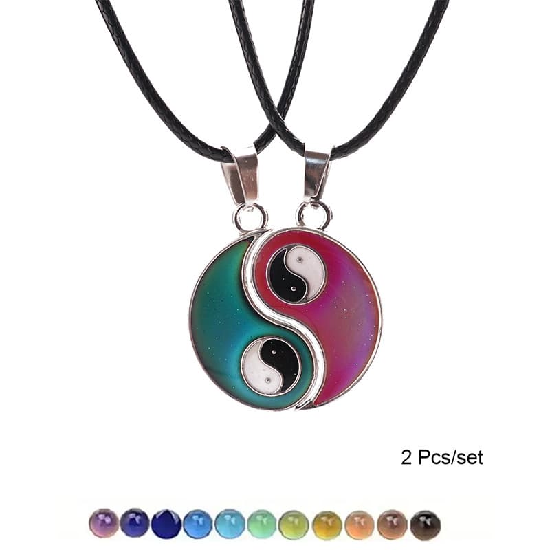 Yin Yang Couple Necklaces - Color-Changing Friendship Jewelry Set